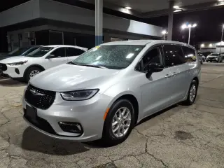 Chrysler Pacifica 2024 Touring L 4p Mini-Van