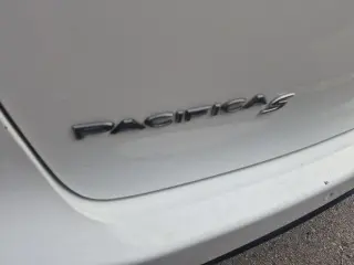 Chrysler Pacifica 2020 Touring L 4dr Mini-Van