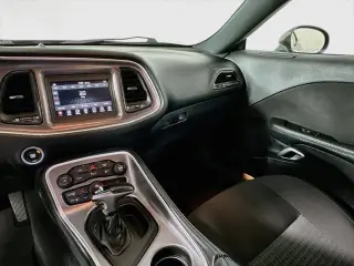 Dodge Challenger 2022 R/T 2p Coupé