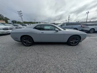 Dodge Challenger 2020 SXT 2p Coupé