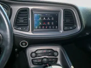 Dodge Challenger 2023 SXT 2p Coupé