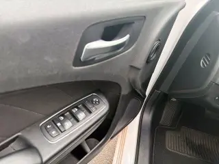 Dodge Charger 2019 SXT 4p Sedan