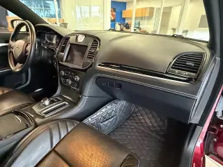 Chrysler 300 2023 C 4dr Sedan