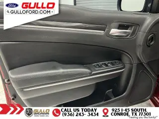 Chrysler 300 2018 Touring 4dr Sedan