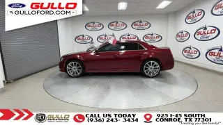 Chrysler 300 2018 Touring 4dr Sedan