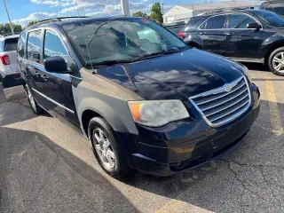 Chrysler Town and Country 2010 Touring 4dr Mini-Van