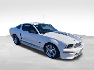Ford Mustang 2007 GT Deluxe 2dr Fastback