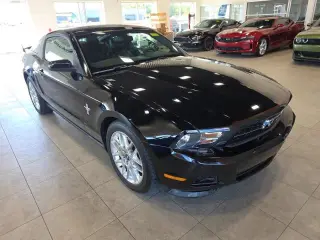 Ford Mustang 2012 V6 Premium 2dr Fastback