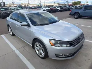 Volkswagen Passat 2014 2.0L TDI SEL Premium 4p Sedan 6A