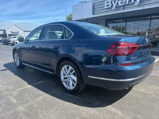 Volkswagen Passat 2018 2.0T SE 4dr Sed¡n