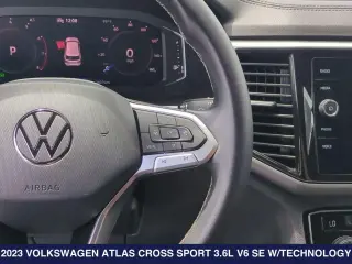 Volkswagen Atlas Cross Sport 2023 V6 SE 4dr SUV con Tecnología