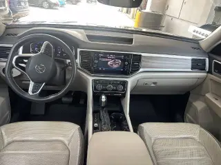 Volkswagen Atlas 2021 AWD V6 SEL Premium 4Motion 4dr SUV (lanzamiento a mitad de año)