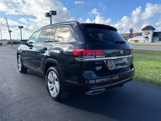Volkswagen Atlas 2022 V6 SE 4dr SUV con Tecnología