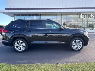 Volkswagen Atlas 2022 V6 SE 4dr SUV con Tecnología