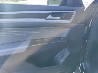 Volkswagen Atlas 2022 V6 SE 4dr SUV con Tecnología