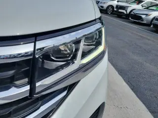 Volkswagen Atlas Cross Sport 2022 V6 SE 4dr SUV con Tecnología