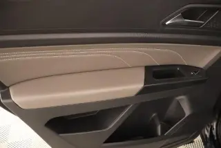 Volkswagen Atlas Cross Sport 2021 V6 SE 4dr SUV con Tecnología