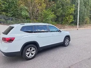 Volkswagen Atlas 2018 V6 SE 4dr SUV con Tecnología