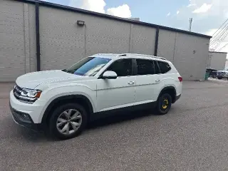 Volkswagen Atlas 2018 V6 SE 4dr SUV con Tecnología