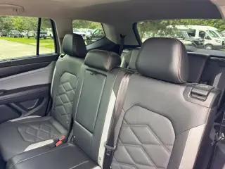 Volkswagen Atlas 2024 AWD Peak Edition SE 4Motion 4p SUV con Tecnología