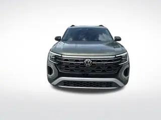 Volkswagen Atlas 2024 AWD Peak Edition SE 4Motion 4p SUV con Tecnología