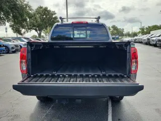 Nissan Frontier 2019 4x4 PRO-4X 4dr Crew Cab 5 ft. SB 6M