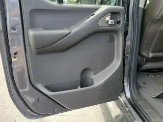Nissan Frontier 2019 4x4 PRO-4X 4dr Crew Cab 5 ft. SB 6M