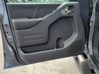 Nissan Frontier 2019 4x4 PRO-4X 4dr Crew Cab 5 ft. SB 6M