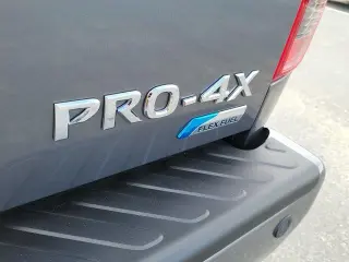Nissan Frontier 2019 4x4 PRO-4X 4dr Crew Cab 5 ft. SB 6M