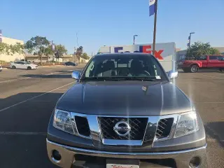 Nissan Frontier 2016 4x2 SL 4p Cab de tripulación corta 5 ft. Caja corta Pickup 5P