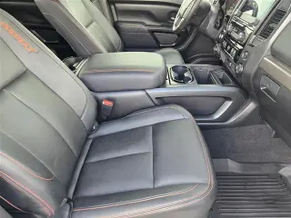 Nissan Titan 2024 4x4 PRO-4X 4p Camioneta Cabina Extendida 5.6 ft. CA