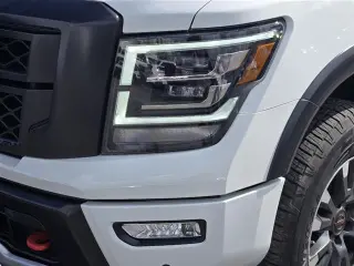 Nissan Titan 2024 4x4 PRO-4X 4p Camioneta Cabina Extendida 5.6 ft. CA