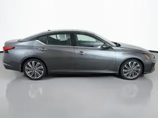Nissan Altima 2023 2.5 SL 4dr Sedán