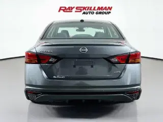 Nissan Altima 2026 AWD 2.5 SV 4dr Sedan