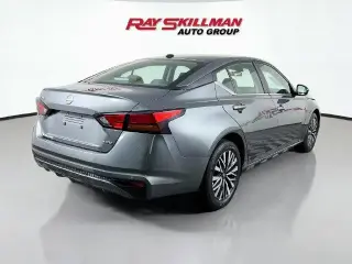 Nissan Altima 2026 AWD 2.5 SV 4dr Sedan