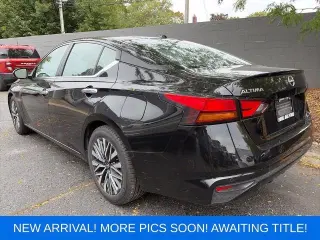 Nissan Altima 2025 2.5 SV 4dr Sedán