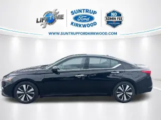 Nissan Altima 2019 2.5 SV Sedán 4 puertas
