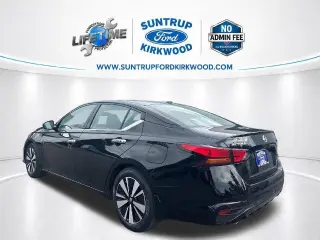 Nissan Altima 2019 2.5 SV Sedán 4 puertas