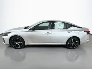 Nissan Altima 2025 AWD 2.5 SR 4dr Sedan