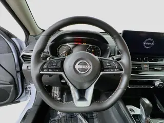 Nissan Altima 2025 AWD 2.5 SR 4dr Sedán