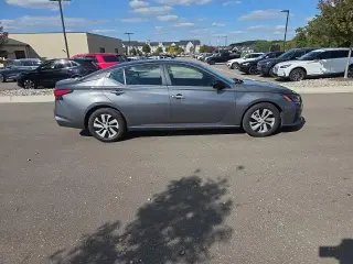 Nissan Altima 2024 2.5 S 4dr Sedan