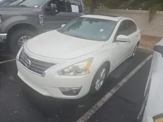 Nissan Altima 2015 2.5 SV 4dr Sed n