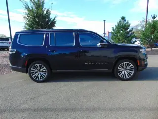 2022 Jeep Grand Wagoneer
