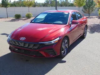2025 Hyundai Elantra