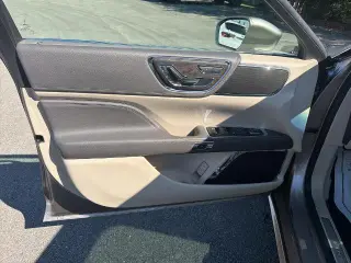 Lincoln Continental 2018 Select 4p Sedán