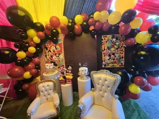 Carpas con draping mesas silla