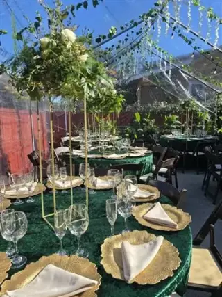 Carpas con draping mesas silla