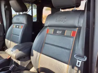 Jeep Wrangler Unlimited 2011 4x4 70º Aniversario SUV 4 puertas