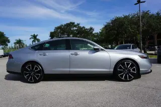 Honda Accord Hybrid 2023 Touring 4dr Sedan