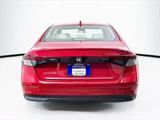 Honda Accord 2026 LX 4dr Sedán